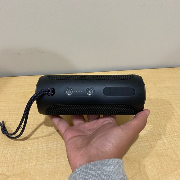 JBL Flip 4 - Picture 3 of 4